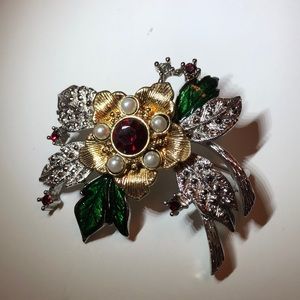 Christmas brooch